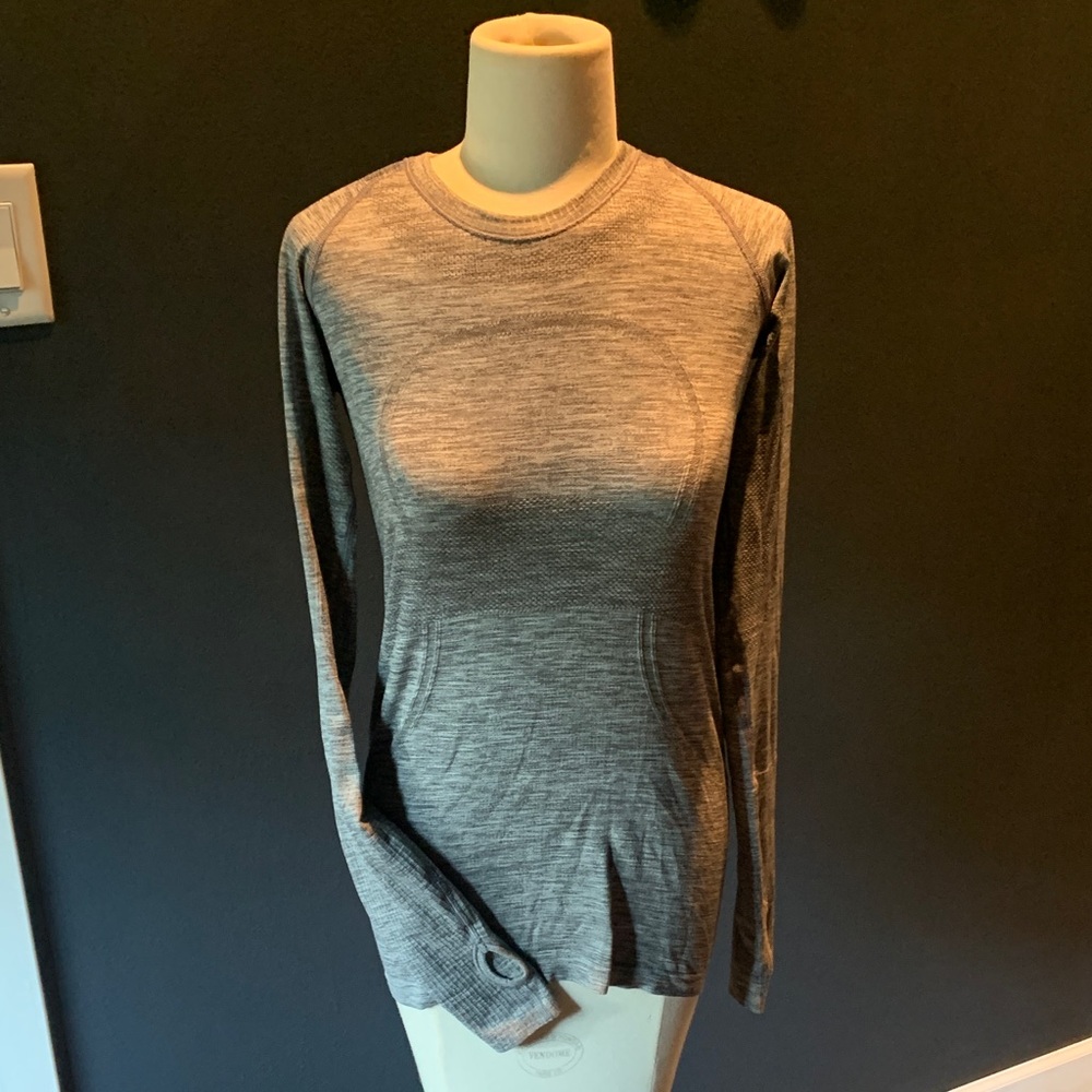 Lululemon base layer